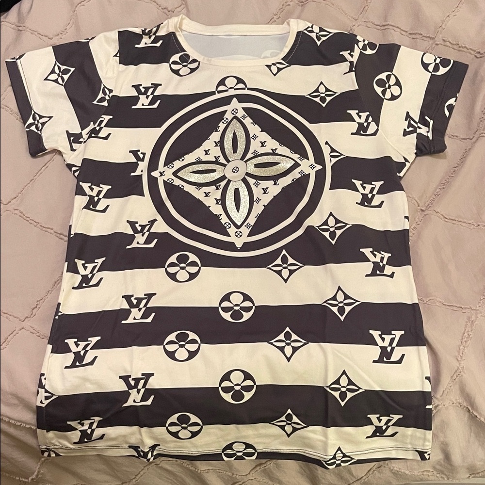 Stylish Black and White Designer T-Shirt